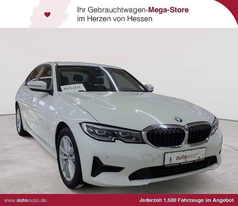 Gebraucht BMW 330e Advantage 184 PS (135 kW) 2021 Alpinweiß Limousine