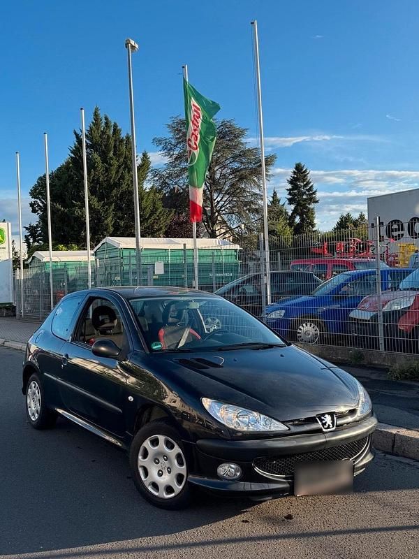 Gebraucht Peugeot 206 75 PS (55 kW) 2007 Schwarz Limousine