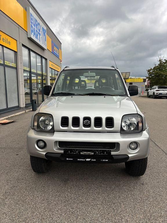 Silber Gebraucht 2005 Suzuki Jimny Comfort SUV | 7.990 € (Guter Preis) - Bild 1/4