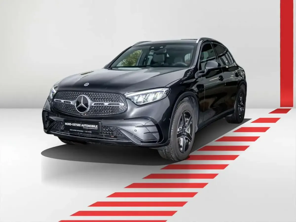 Gebraucht Mercedes GLC300 AMG 269 PS (197 kW) 2025 Graphitgrau metallic SUV