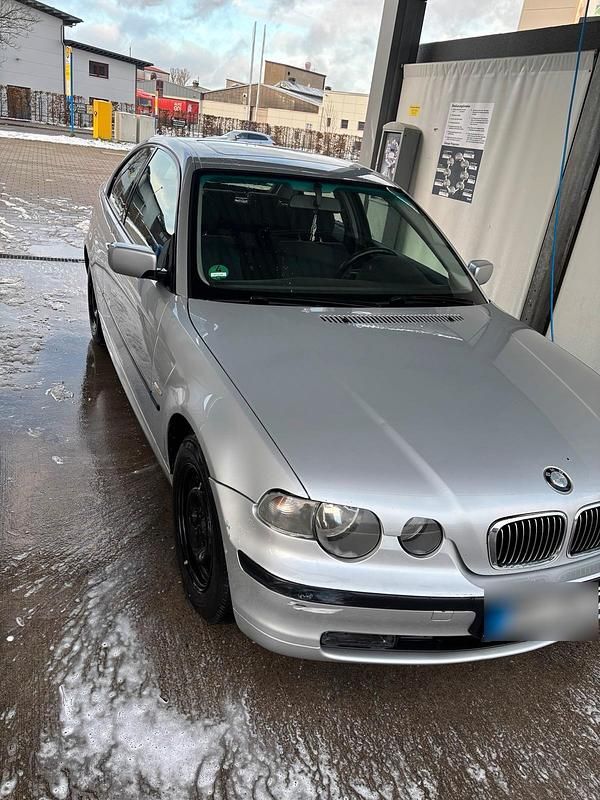 Gebraucht BMW 316 115 PS (84 kW) 2004 Silber Coupé