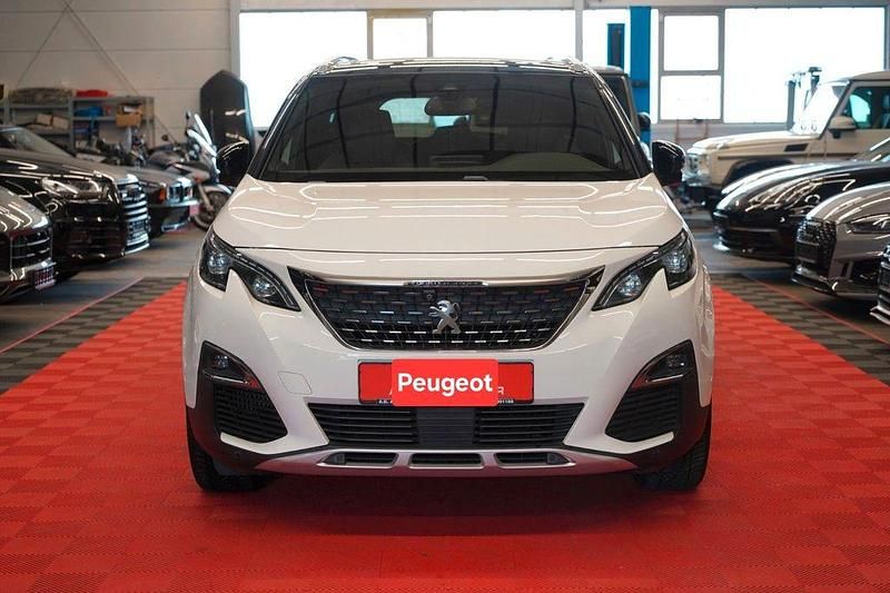 Weiß Gebraucht 2017 Peugeot 5008 Allure Van / Kleinbus | 21.700 € (Etwas zu teuer) - Bild 1/4