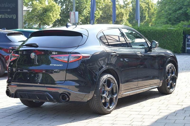 Gebraucht Alfa Romeo Stelvio Veloce 280 PS (205 kW) 2025 Schwarz SUV