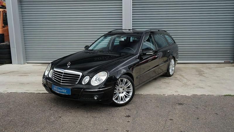 Gebraucht Mercedes E220 Avantgarde 170 PS (125 kW) 2008 Schwarz Kombi