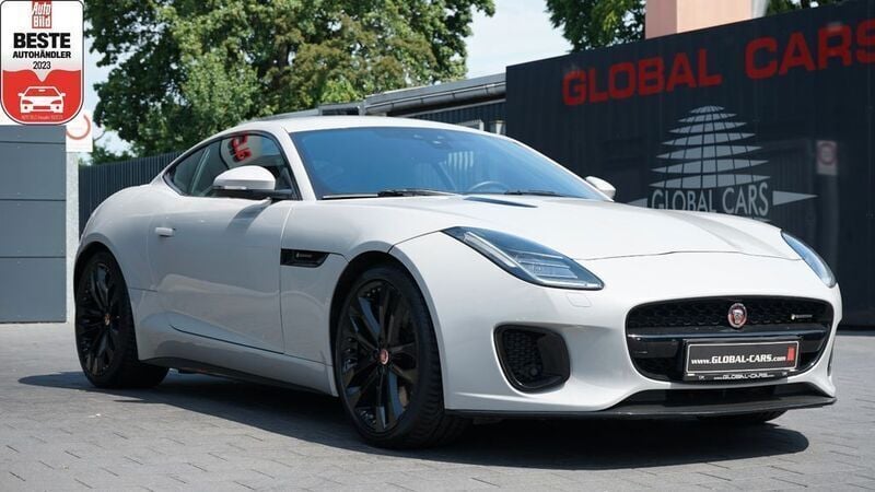 Grau Gebraucht 2020 Jaguar F-Type R-Dynamic Coupé | 42.885 € (Superpreis) - Bild 1/4