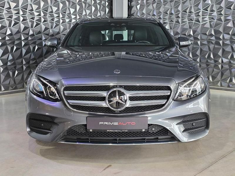 Gebraucht Mercedes E300 AMG 194 PS (142 kW) 2019 Grau Limousine