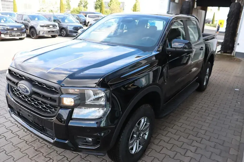 Neu Ford Ranger XLT 170 PS (125 kW) 2026 Schwarz Pickup