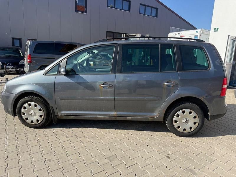 Gebraucht VW Touran Trendline 140 PS (102 kW) 2005 Grau Van / Kleinbus