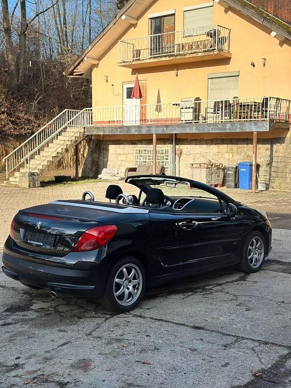 Gebraucht Peugeot 207 CC 120 PS (88 kW) 2007 Schwarz Cabrio