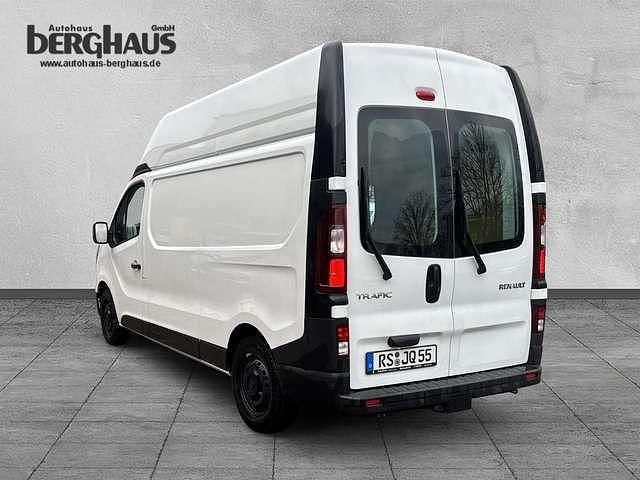 Gebraucht Renault Trafic Komfort 150 PS (110 kW) 2024 Arktisweiß Van / Kleinbus