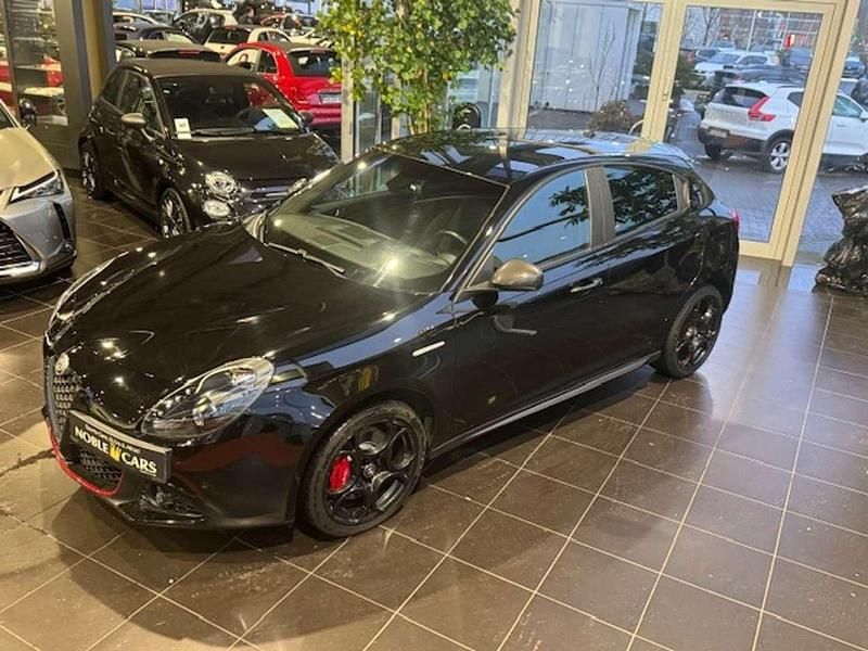 Gebraucht Alfa Romeo Giulietta Sprint 120 PS (88 kW) 2021 Nero alfa Limousine