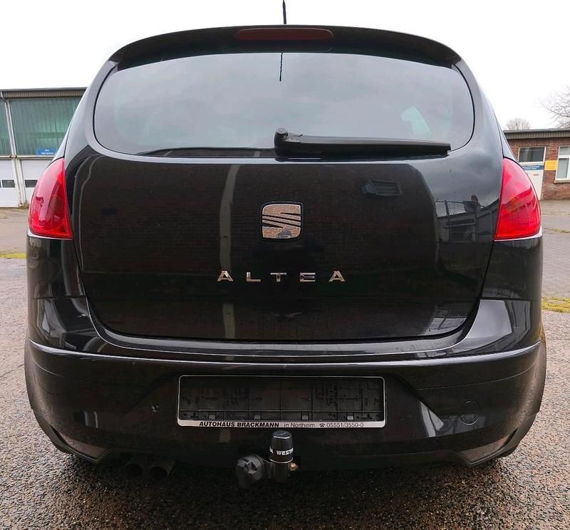 Gebraucht Seat Altea 105 PS (77 kW) 2009 Schwarz Limousine