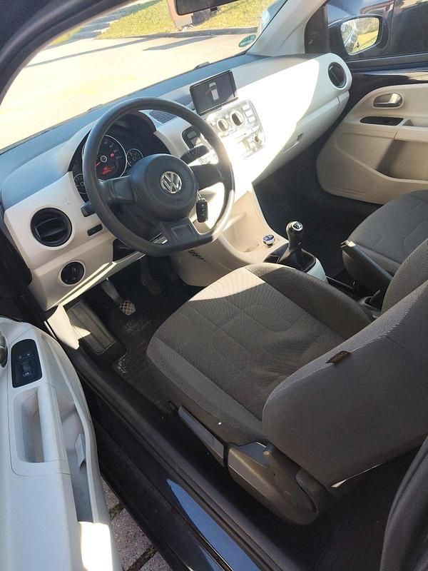 Schwarz Gebraucht 2011 VW up! Kleinwagen | 2.800 € (Fairer Preis) - Bild 1/4