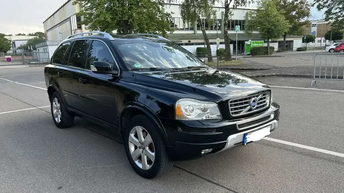 Gebraucht Volvo XC90 Pro 163 PS (119 kW) 2014 Schwarz SUV