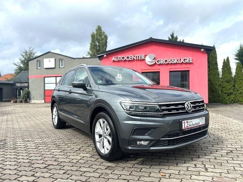 Grau Gebraucht 2020 VW Tiguan Highline SUV | 24.999 € (Guter Preis) - Bild 1/4