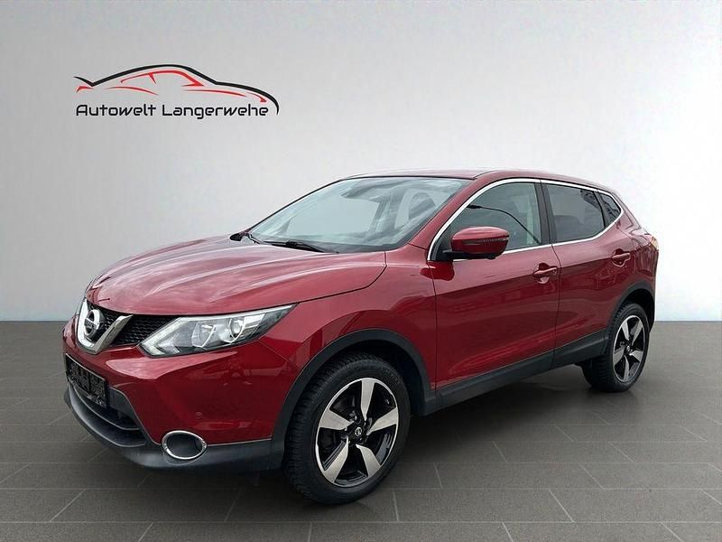 Rot Gebraucht 2015 Nissan Qashqai 360º SUV | 12.999 € (Guter Preis) - Bild 1/4