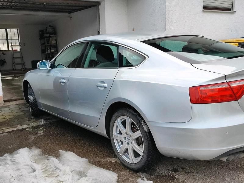 Gebraucht Audi A5 Sportback 170 PS (125 kW) 2011 Silber Kleinwagen