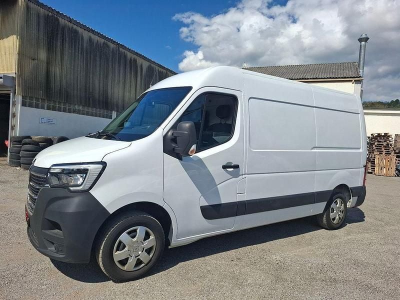 Usata Renault Master 150 CV (110 kW) 2024 Bianco Monovolume