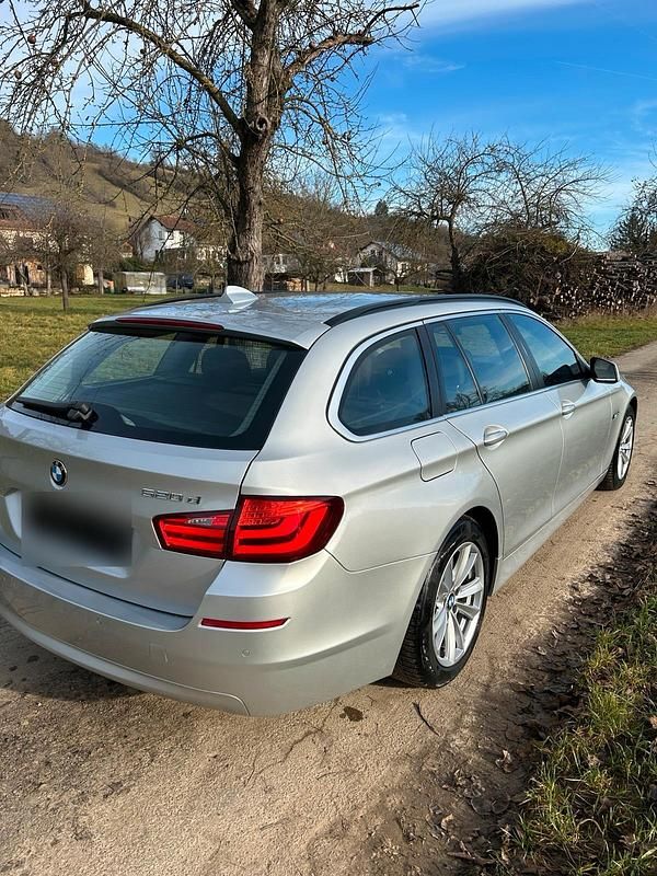 Gebraucht BMW 520 184 PS (135 kW) 2011 Kombi
