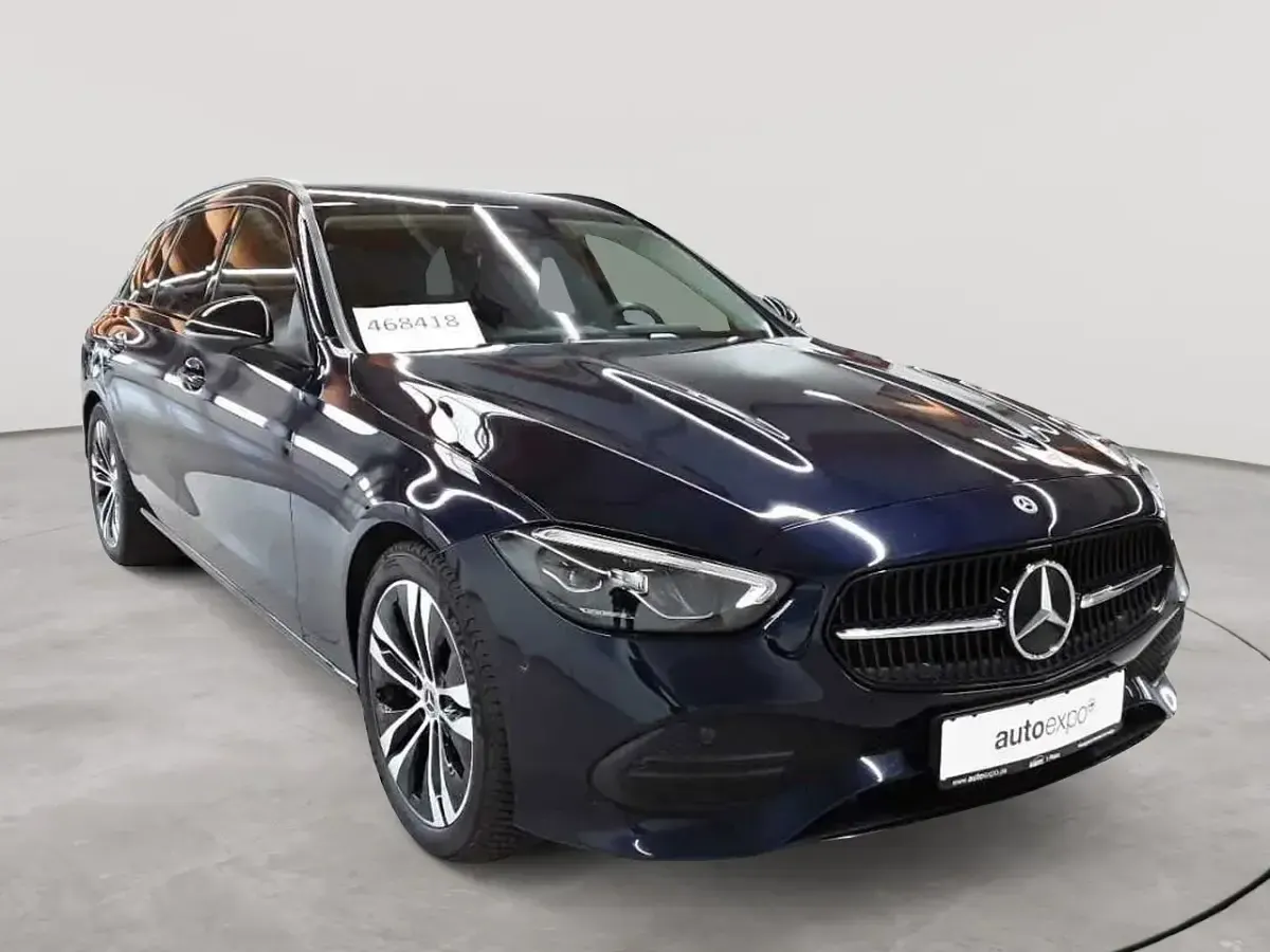 Gebraucht Mercedes C200 Avantgarde 163 PS (119 kW) 2022 Kombi