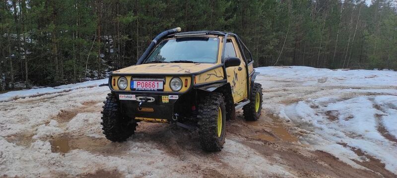 Gelb Gebraucht 1998 Suzuki Grand Vitara SUV | 4.000 € (Fairer Preis) - Bild 1/4