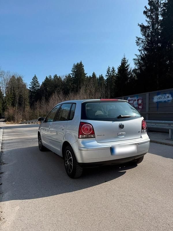 Gebraucht VW Polo 75 PS (55 kW) 2006 Silber Kleinwagen
