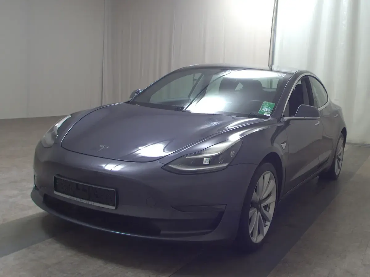 Usata Tesla Model 3 258 kW (351 CV) 2019 Argento Berlina