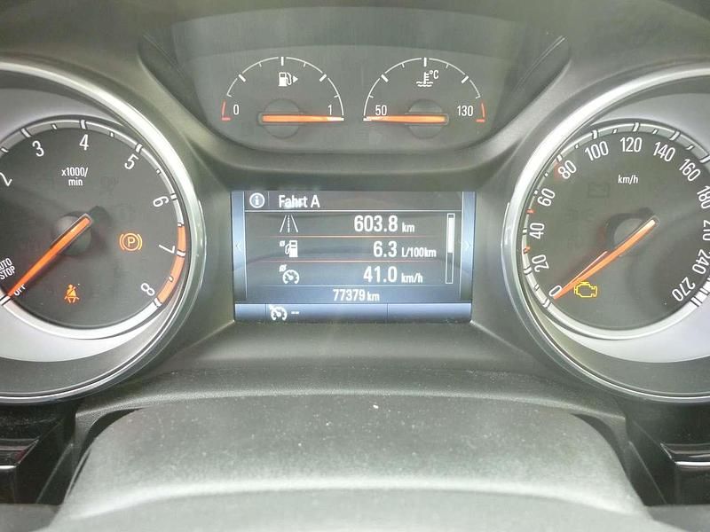 Gebraucht Opel Astra Dynamic 150 PS (110 kW) 2016 Lavarot Limousine