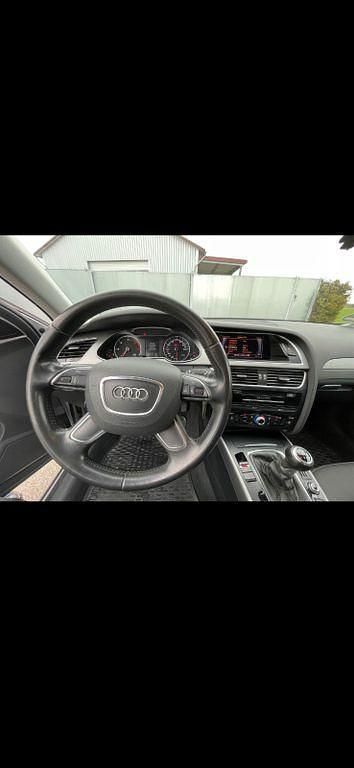 Gebraucht Audi A4 Ambiente 143 PS (105 kW) 2012 Silber Kombi
