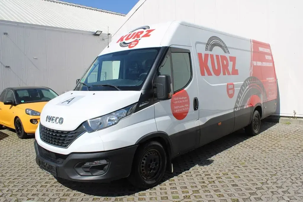 Usata Iveco Daily 155 CV (114 kW) 2020 Monovolume