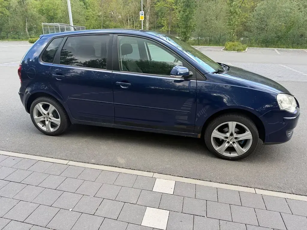 Gebraucht VW Polo 69 PS (50 kW) 2006 Blau Kleinwagen