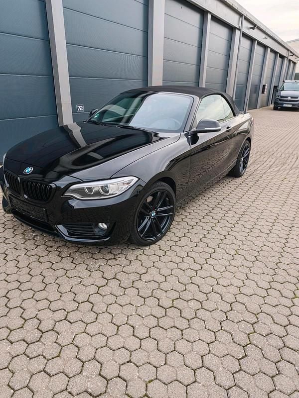 Schwarz Gebraucht 2015 BMW 220 Cabrio | 13.000 € (Fairer Preis) - Bild 1/4
