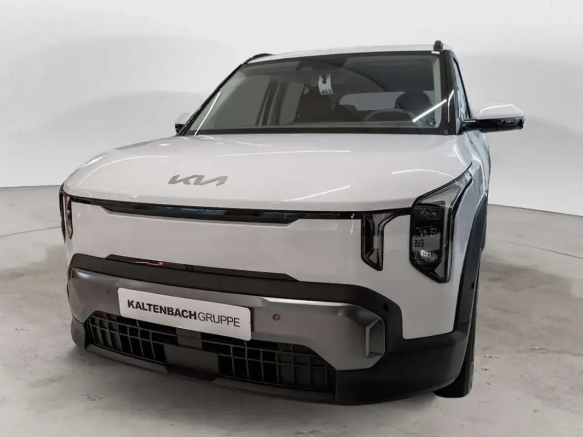 Neu Kia EV2 Earth 108 kW (147 PS) 2026 Carraraweiss SUV