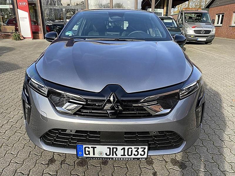 Gebraucht Mitsubishi Colt Edition 94 PS (69 kW) 2025 Grau (achatgra (grau)) Limousine