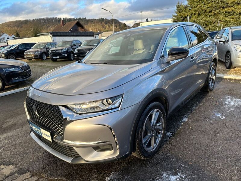 Grau Gebraucht 2020 DS Automobiles DS7 Crossback So Chic SUV | 21.900 € (Teuer) - Bild 1/4