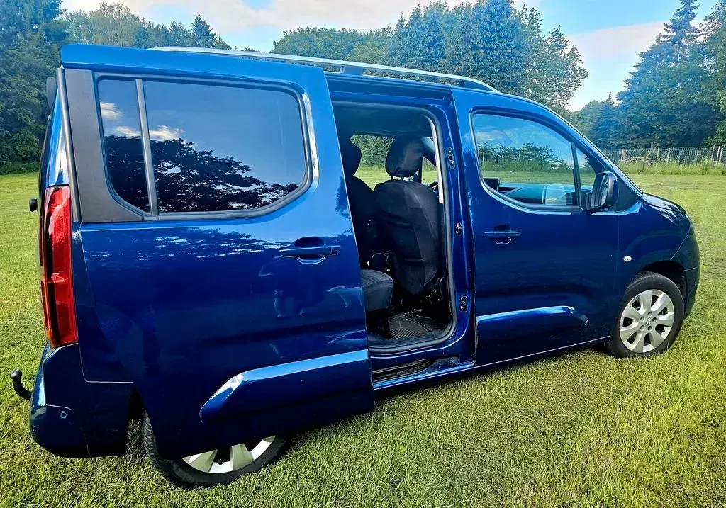 Gebraucht Opel Combo Life Edition 131 PS (96 kW) 2019 Blau Van / Kleinbus