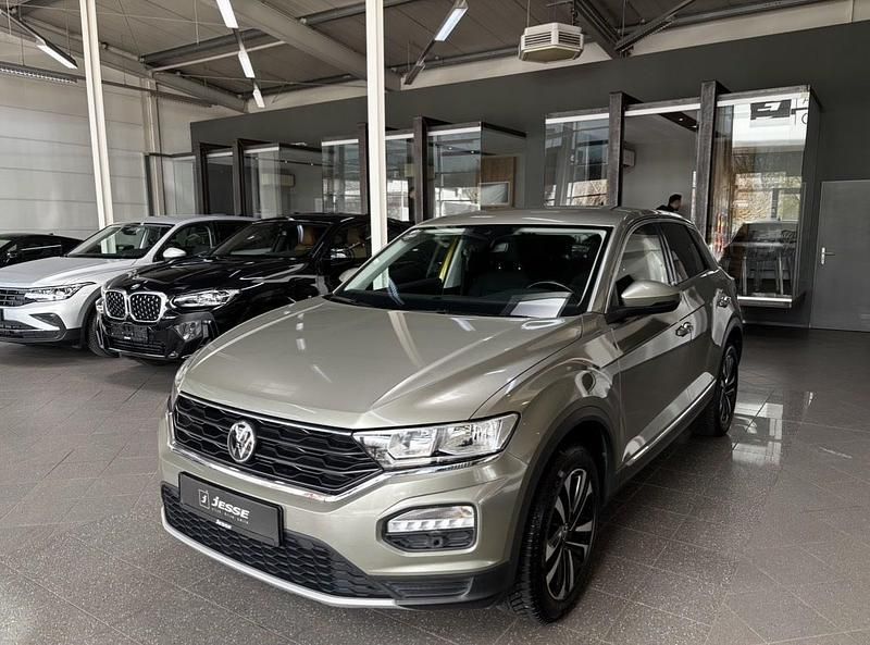 Gebraucht VW T-Roc United 150 PS (110 kW) 2020 Gelb metallic SUV