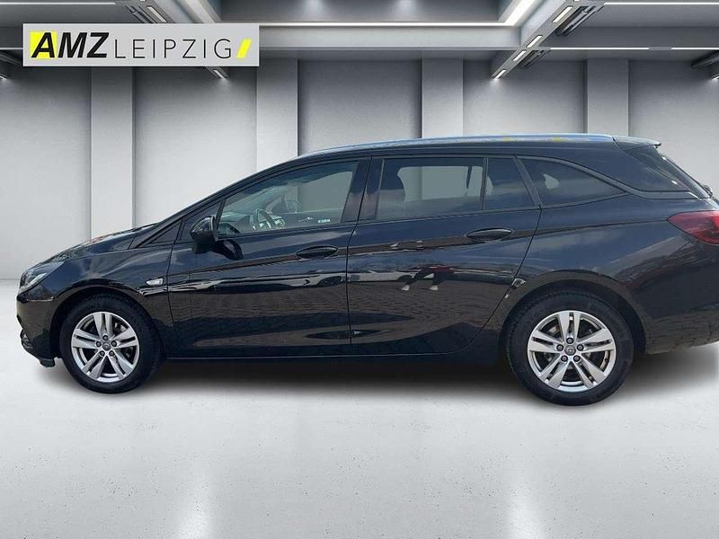 Gebraucht Opel Astra 105 PS (77 kW) 2018 Onyx schwarz (metallic) Kombi