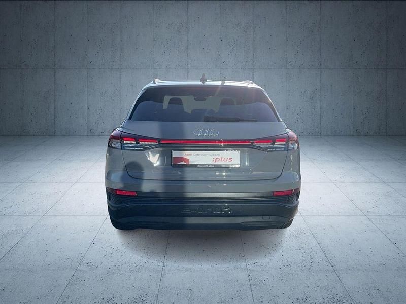Gebraucht Audi Q4 e-tron Ambiente 210 kW (286 PS) 2025 Kieselgrau SUV