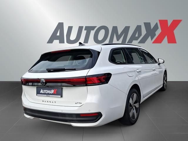 Second-hand VW Passat 150 CP (110 kW) 2025 Alb Break