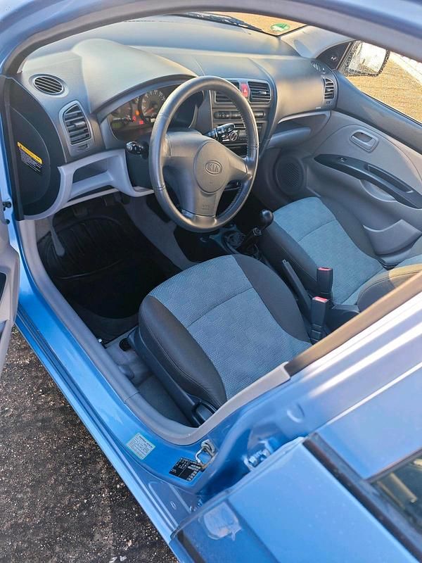 Gebraucht Kia Picanto 65 PS (47 kW) 2005 Blau Kleinwagen