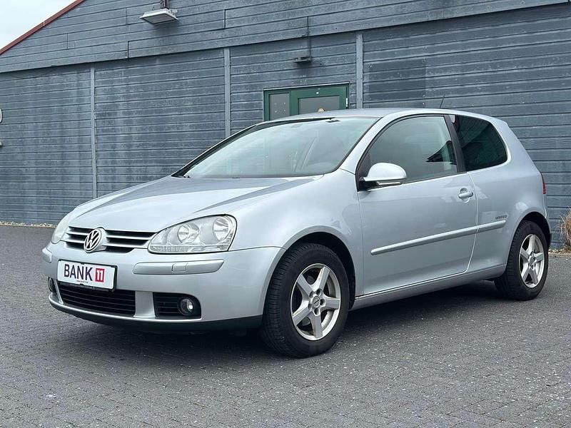 Gebraucht VW Golf VI United 80 PS (58 kW) 2008 Reflexsilber metallic Kleinwagen