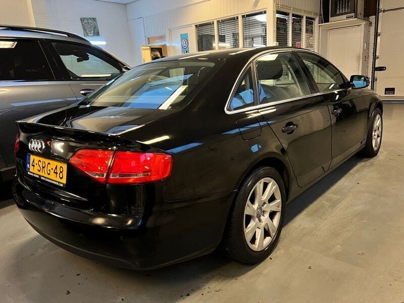 Gebraucht Audi A4 S-Line 143 PS (105 kW) 2011 Schwarz Limousine