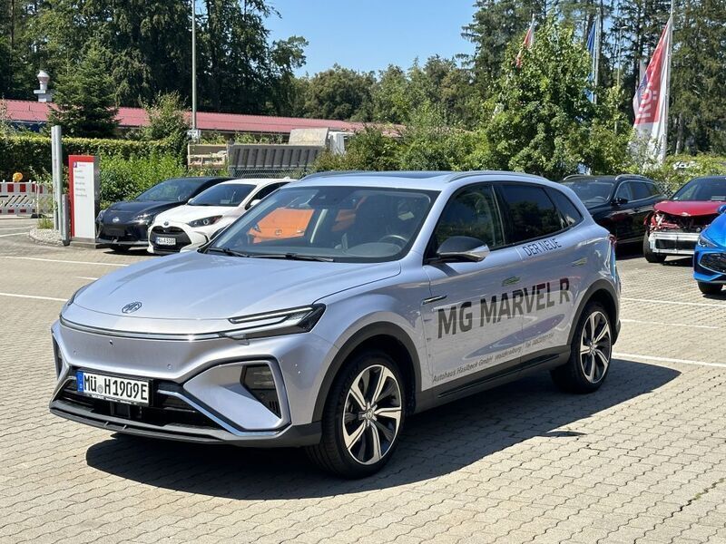 Prism blue Gebraucht 2023 MG Marvel R Performance SUV | 32.900 € (Fairer Preis) - Bild 1/4