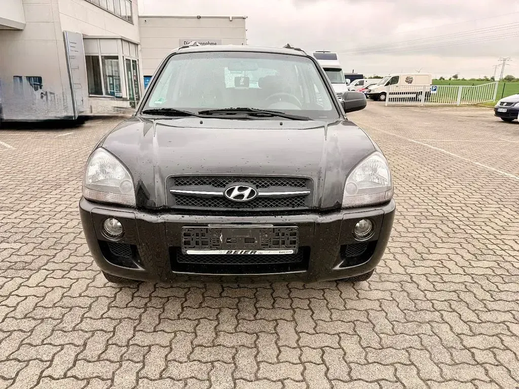 Gebraucht Hyundai Tucson GLS 141 PS (103 kW) 2007 Schwarz SUV