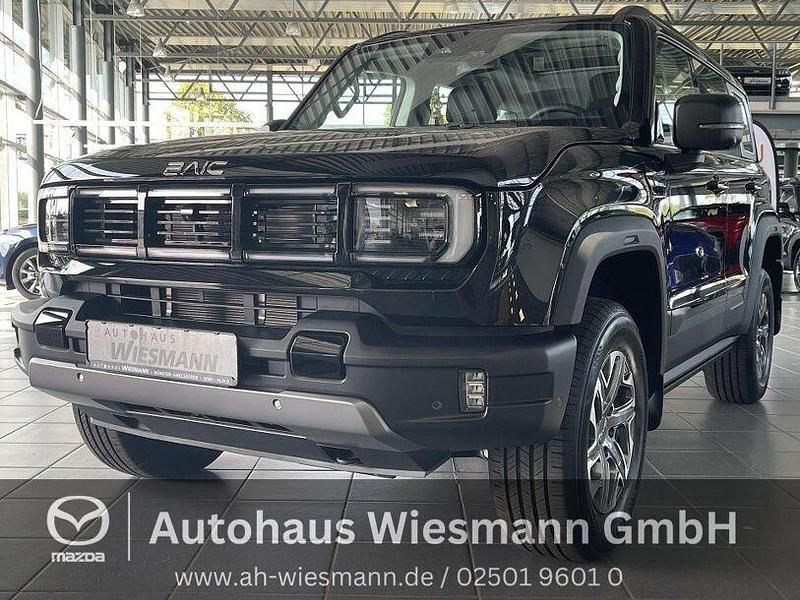 Gebraucht Baic BJ40 234 PS (172 kW) 2025 Schwarz SUV