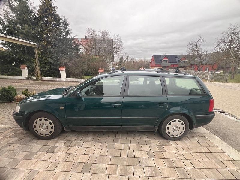 Gebraucht VW Passat Basis 110 PS (80 kW) 1998 Grün Kombi