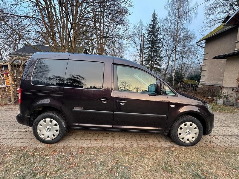 Violet Gebraucht 2011 VW Caddy Van / Kleinbus | 6.100 € (Guter Preis) - Bild 1/4