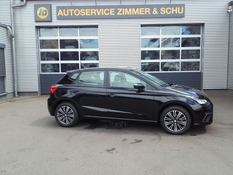 Schwarz Gebraucht 2024 Seat Ibiza Style Limousine | 18.900 € (Fairer Preis) - Bild 1/4
