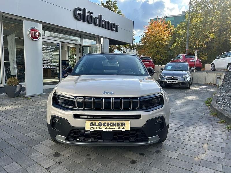 Neu Jeep Avenger Summit 110 PS (80 kW) 2025 Grau SUV